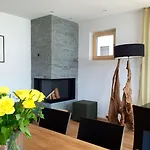 Guarda Lodge מלון גארדה