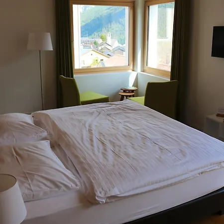 Отель Guarda Lodge 3*