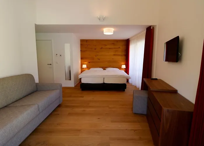 Guarda Lodge Otel Guarda